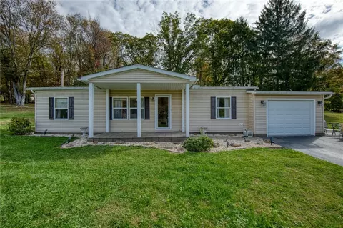 5706 Wesleyann Dr, Gibsonia, PA 15044