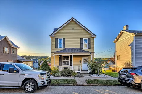 1326 Elm St, Greensburg, PA 15601