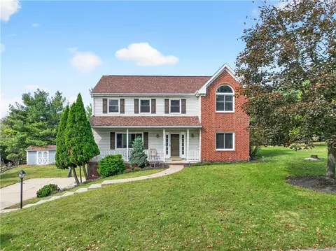 628 Tara Ct, Pittsburgh, PA 15237