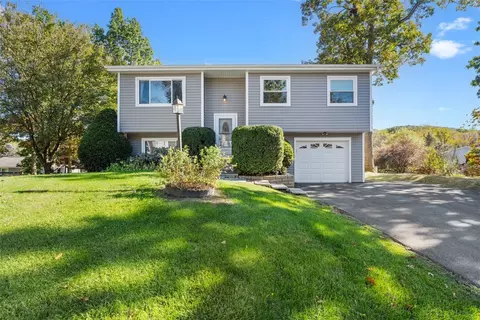 102 Tangerine Ter, Cranberry Township, PA 16066