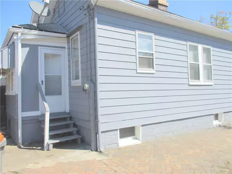 1501 3rd Ave, Beaver Falls, PA 15010