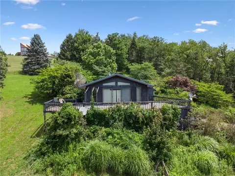 277 Bennetts Rd, Greensburg, PA 15601