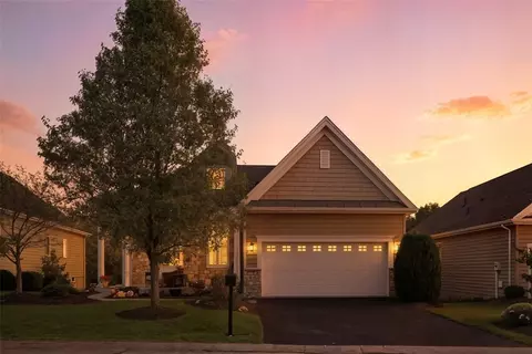 237 Patriot Ln, Freedom, PA 15042
