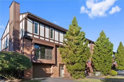 238 Woodbridge Dr, Pittsburgh, PA 15237