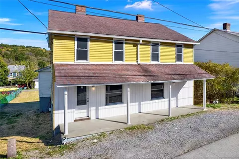 20 Oak St, Russellton, PA 15076