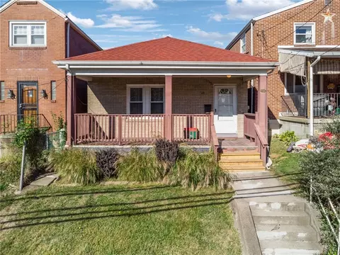 7637 Roslyn St, Pittsburgh, PA 15218