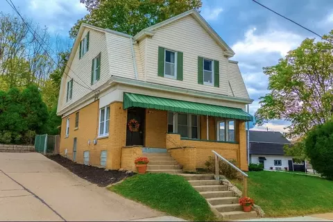 247 E College St, Canonsburg, PA 15317