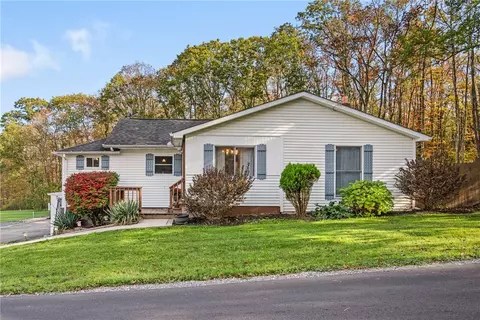 701 Bunker Hill Rd, Central City, PA 15926