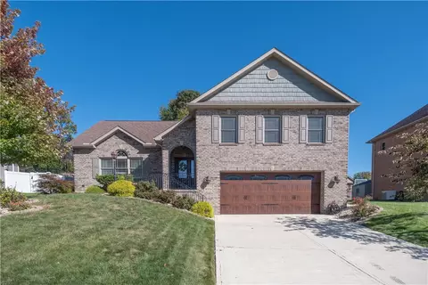 3079 Warwick Dr, Irwin, PA 15642
