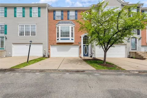 176 Berry Field Ct, Wexford, PA 15090