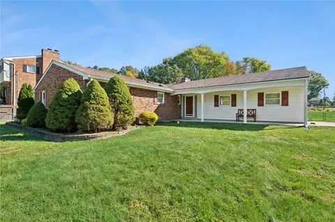 5800 Torrance Dr, Export, PA 15632