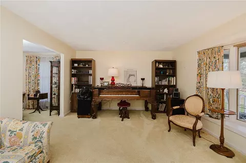 Living - 119 Hermitage Cir, Ligonier, PA 15658 photo 1 of 4