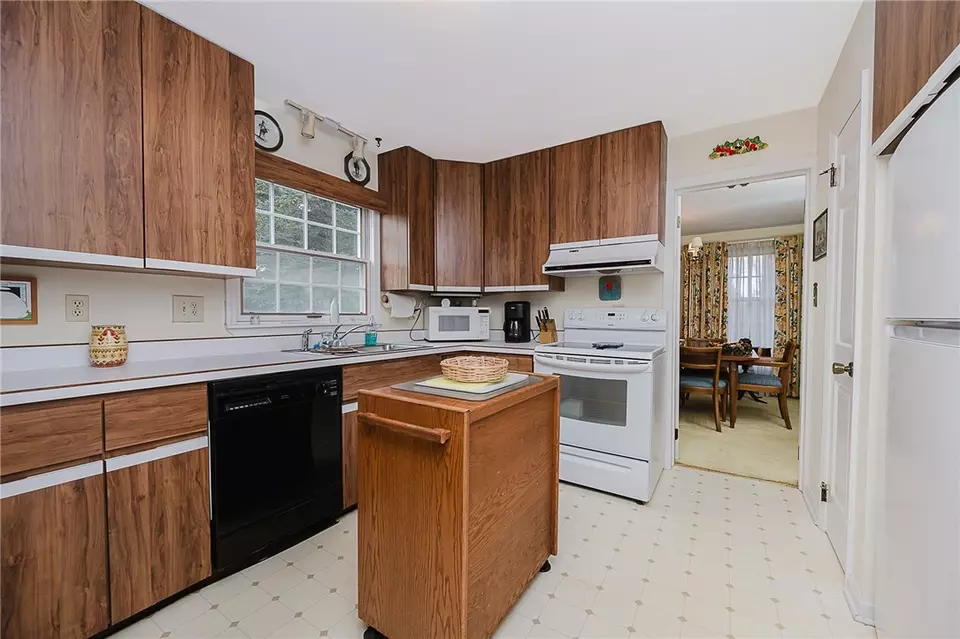 Kitchen - 119 Hermitage Cir, Ligonier, PA 15658 photo 1 of 5