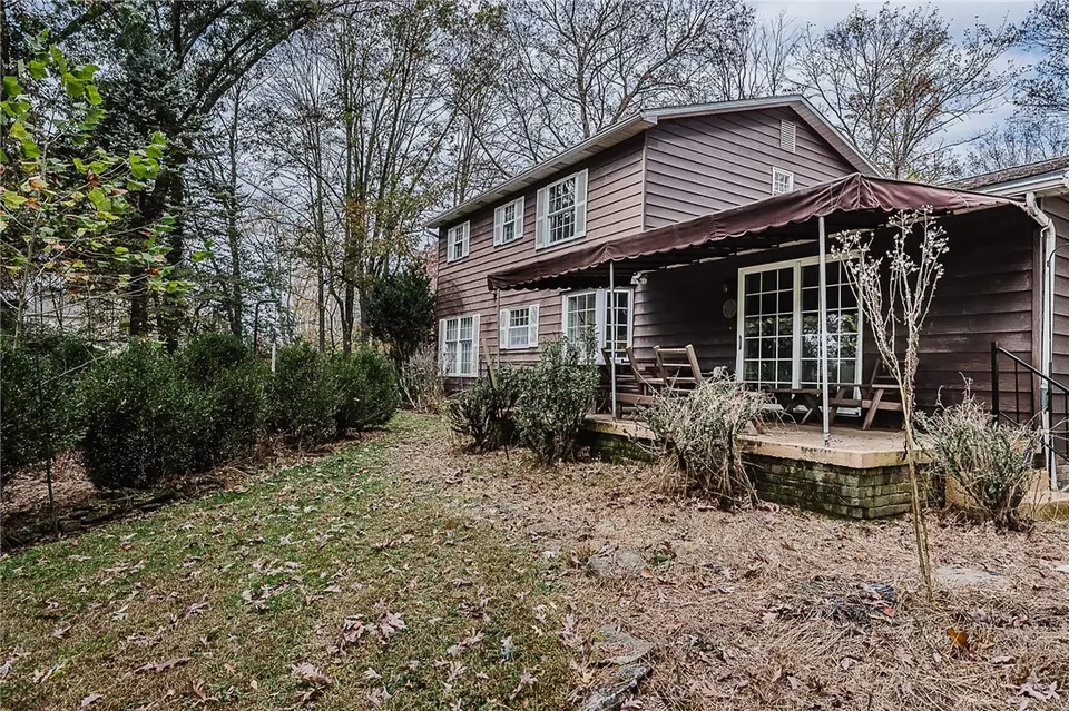 Exterior - 119 Hermitage Cir, Ligonier, PA 15658 photo 5 of 13