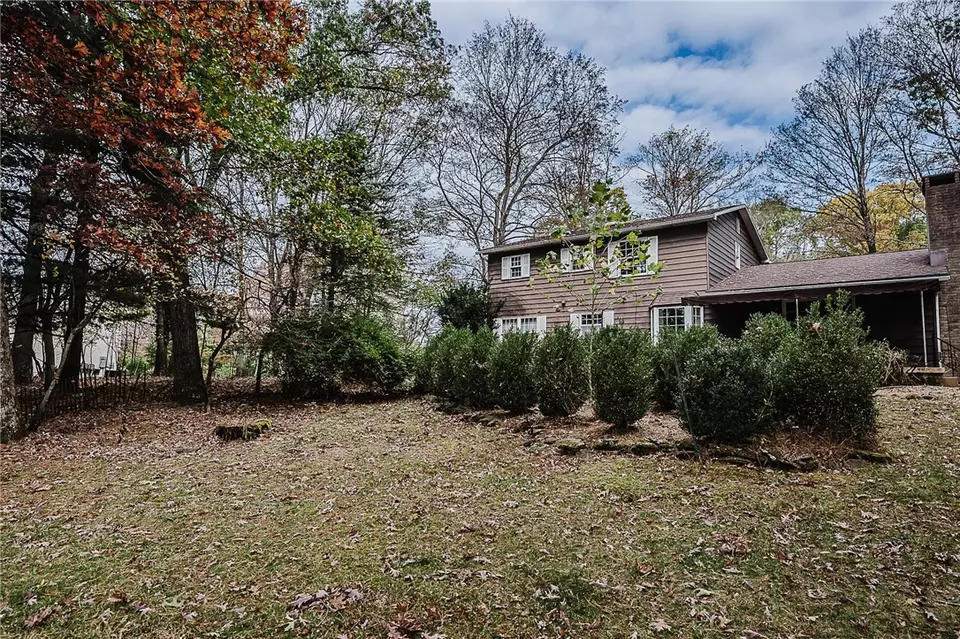Exterior - 119 Hermitage Cir, Ligonier, PA 15658 photo 4 of 13