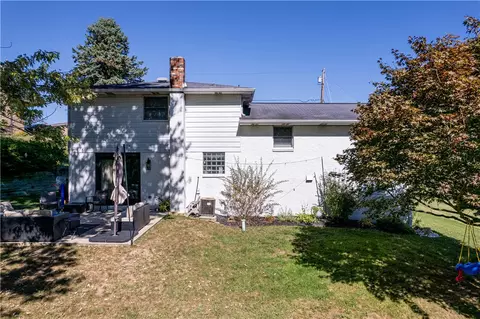 Exterior - 18 Dell Dr, Irwin, PA 15642 photo 6 of 6