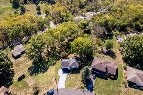 View/Area - 18 Dell Dr, Irwin, PA 15642 photo 3 of 3