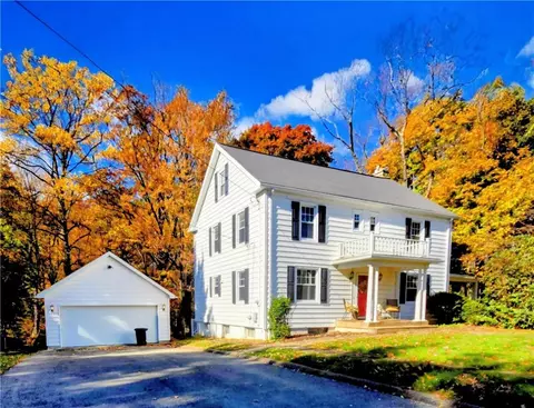 499 White School Rd, Greensburg, PA 15601