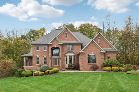 456 Deer Run, New Castle, PA 16105