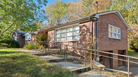 507 Rochester Rd, Zelienople, PA 16063