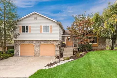 31 Deerfield Dr, Harrison City, PA 15636