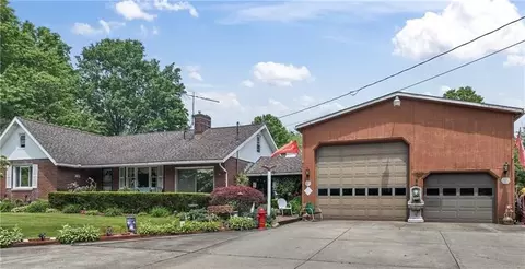 2102 Darlington Rd, Beaver Falls, PA 15010