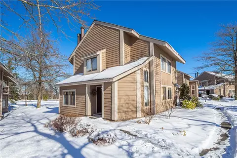 1113 Veech Ln, Somerset, PA 15501