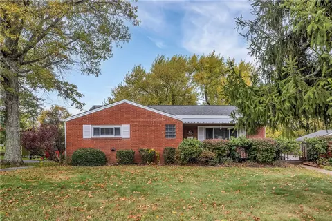 5504 Buseman Ave, Aliquippa, PA 15001