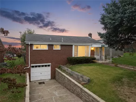 434 Macassar Dr, Pittsburgh, PA 15236