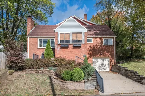 2704 Mackinaw Ave, Pittsburgh, PA 15216