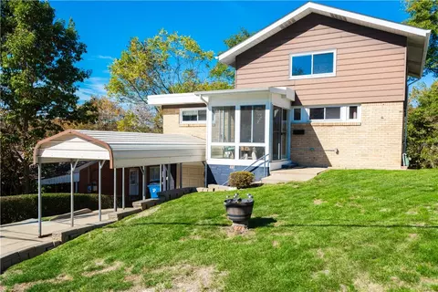 117 Rose Ave, Pittsburgh, PA 15235
