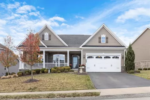 153 Twilight Dr, Canonsburg, PA 15317