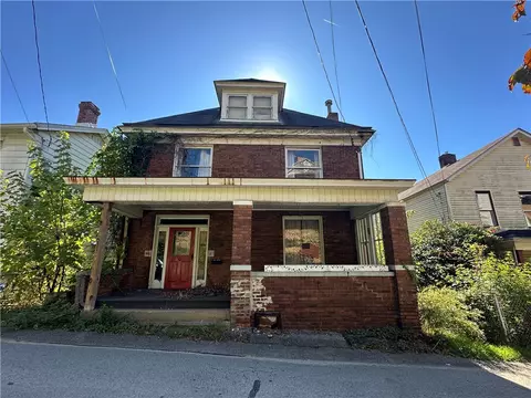 542 Franklin St, Freeport, PA 16229