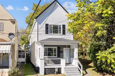121 Woodland Ave, Washington, PA 15301