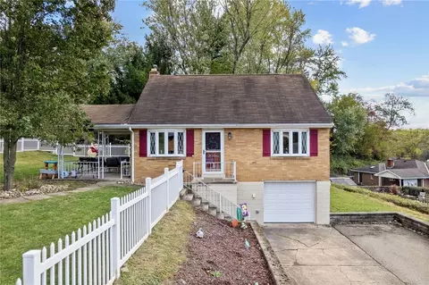 102 Blaze Dr, Glenshaw, PA 15116