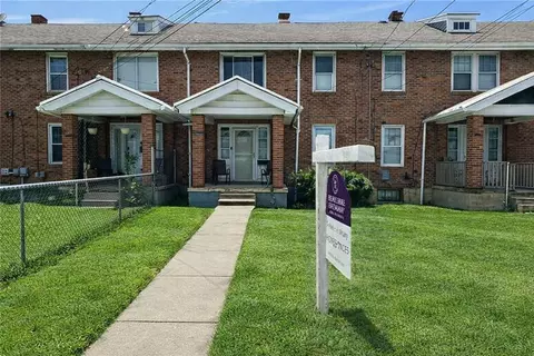 1045 Pennsylvania Ave, Clairton, PA 15025
