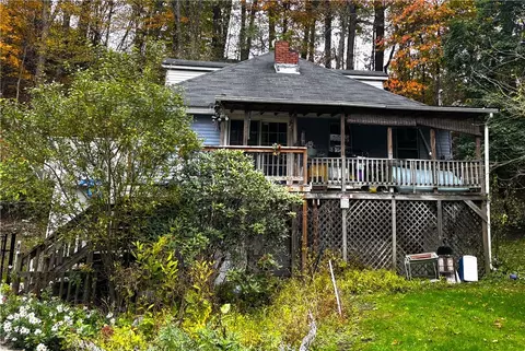 915 Thompson Run Rd, Harwick, PA 15049