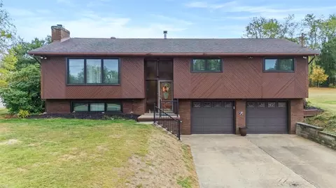 109 Sunset Ln, Aliquippa, PA 15001