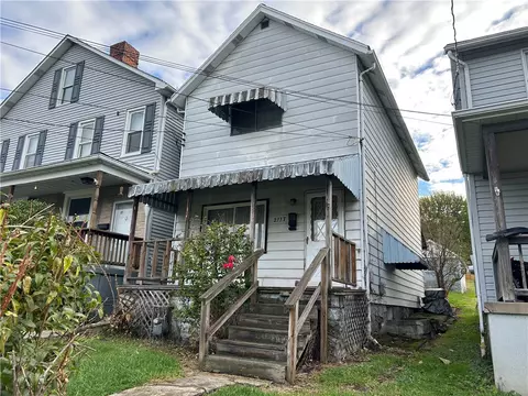 2117 1st St, Connellsville, PA 15425