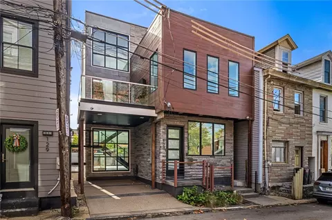 127 12 Banner Way, Pittsburgh, PA 15201