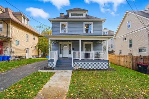 1006 Delaware Ave, New Castle, PA 16105