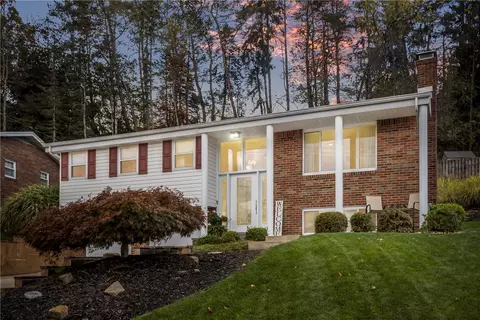 515 Neola Dr, Pittsburgh, PA 15237