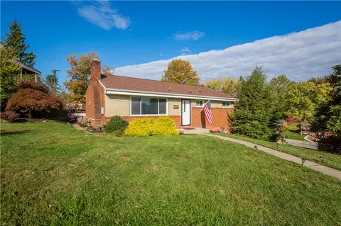 5284 Highgrove Rd, Pittsburgh, PA 15236