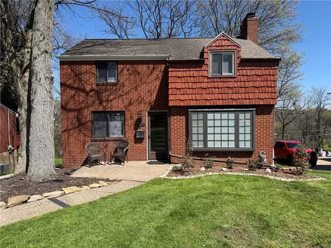 5113 Azalea Dr, Pittsburgh, PA 15236