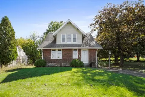 464 Franklin St, Slippery Rock, PA 16057
