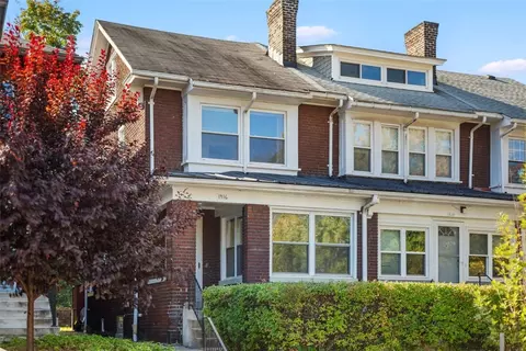 1416 Severn St, Pittsburgh, PA 15217
