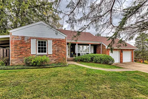 13511 Evergreen Way, Irwin, PA 15642