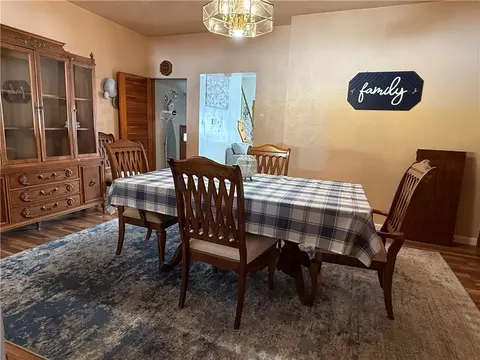 Dining - 512 Watson St, Vandergrift, PA 15690 photo 1 of 3