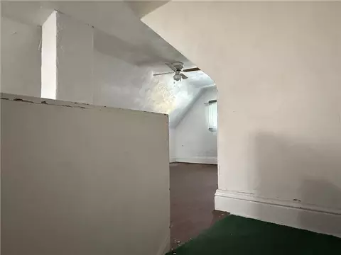 Entry Way - 512 Watson St, Vandergrift, PA 15690 photo 2 of 3