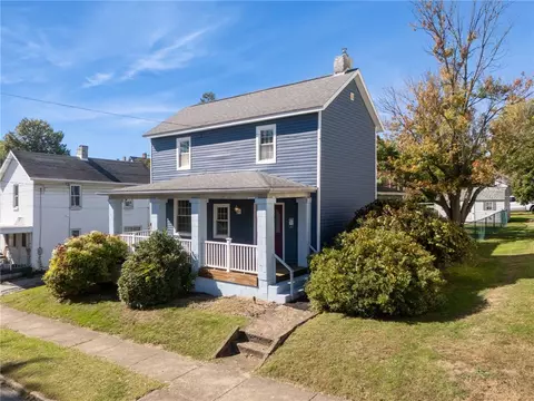 314 College Ave, Mount Pleasant, PA 15666